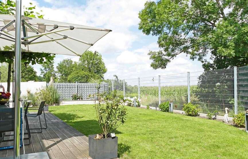 Haus zum Kaufen in Zwenkau 860.000 € 189 m²