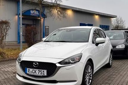 Mazda 2 42.600 km 15.370 &euro; Regensburg 93051