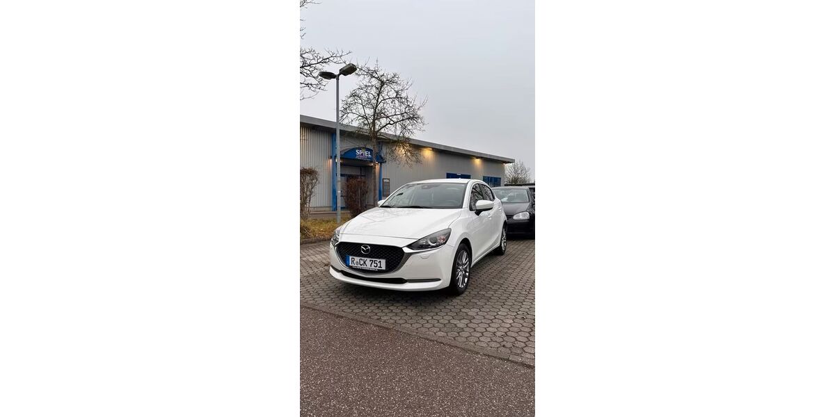 Mazda 2 42.600 km 15.800 &euro; Regensburg 93051
