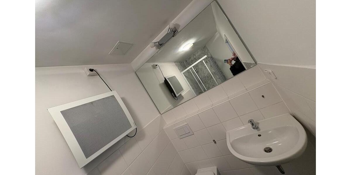 Erdgeschoßwohnung Rödental - 2 Zimmer, 35 m&sup2;, 500&euro; | Angebot:26288332