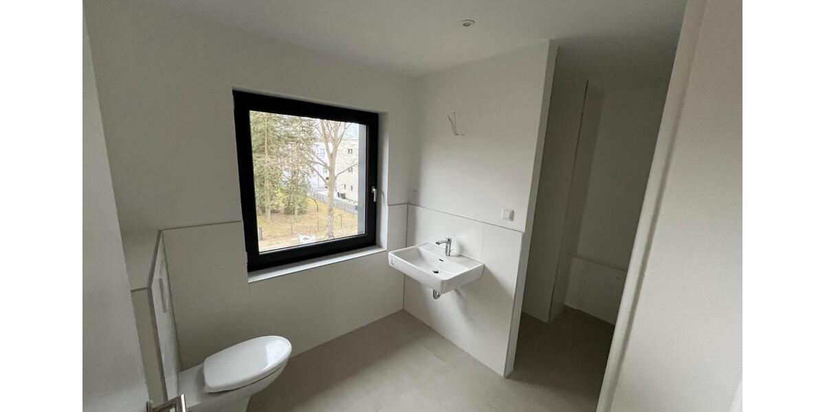 Doppelhaushälfte Falkensee - 5 Zimmer, 140 m&sup2;, 2.500&euro; | Angebot:26270547