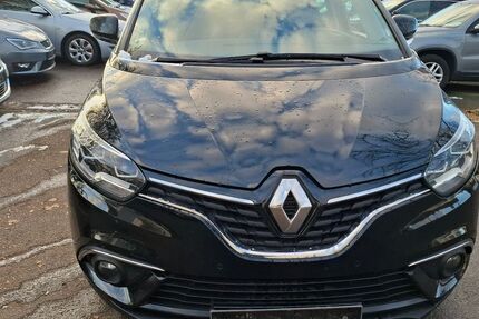 Renault Scenic 100.000 km 9.400 &euro; Kernen i. r 71394