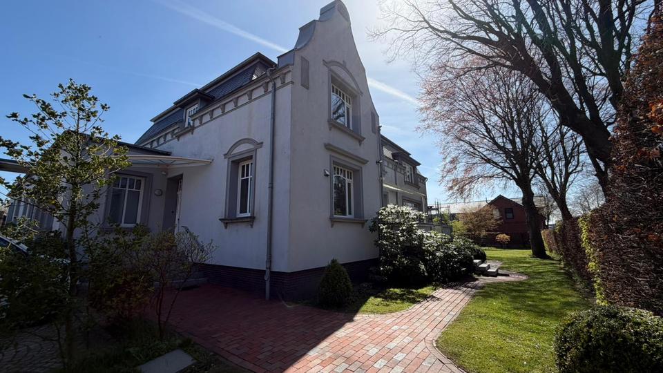 Dachgeschoßwohnung Bredstedt - 8 Zimmer, 131 m&sup2;, 1.090&euro; | Angebot:26335644