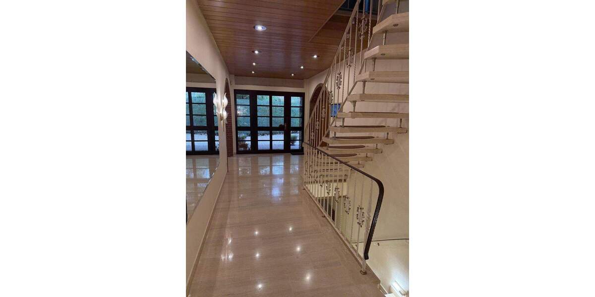 Einfamilienhaus Kaltenkirchen - 9 Zimmer, 415 m&sup2;, 698.400&euro; | Angebot:25782138