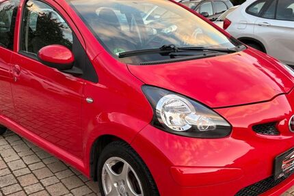 Toyota Aygo (X) 179.000 km 2.399 &euro; Haiterbach 72221