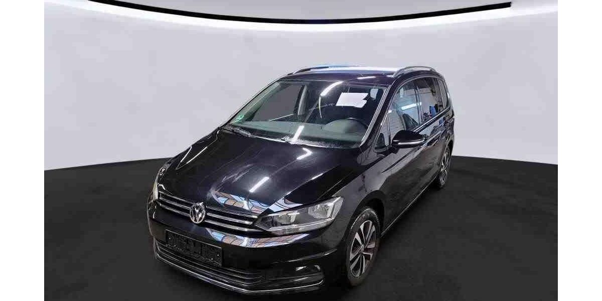 VW Touran 211.902 km 12.990 &euro; Vechelde 38159