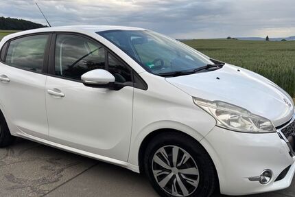 Peugeot 208 189.292 km 2.350 &euro; Lautert 56355