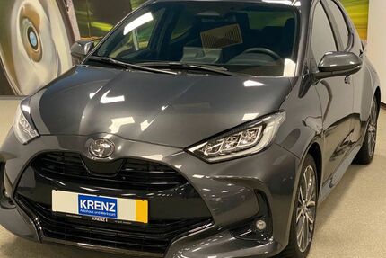 Toyota Yaris 4.361 km 25.990 &euro; Paderborn 33100