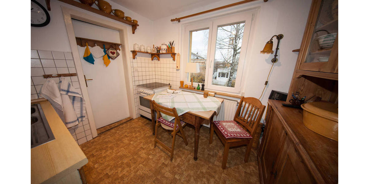 Mehrfamilienhaus, Wohnhaus Bad Rodach Heldritt - 9 Zimmer, 250 m&sup2;, 298.000&euro; | Angebot:25746296