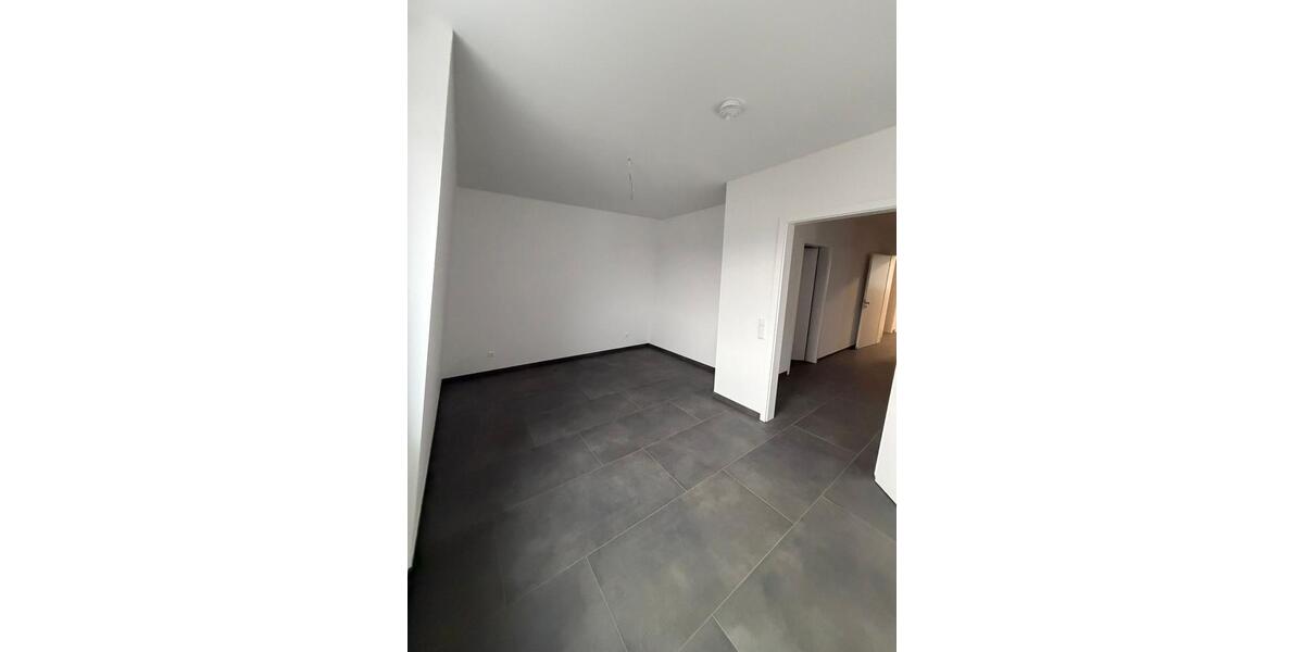 Einfamilienhaus Lotte - 2 Zimmer, 81 m&sup2;, 1.320&euro; | Angebot:24813801