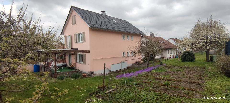 Etagenwohnung Tettnang - 6 Zimmer, 150 m&sup2;, 1.900&euro; | Angebot:26285265