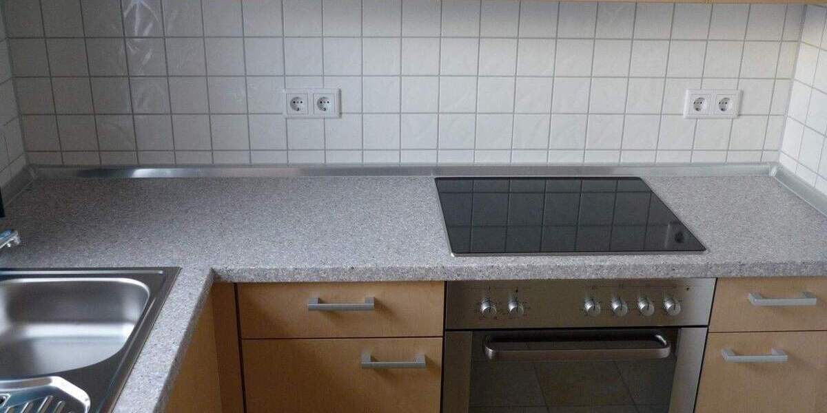 2-Zimmer-Wohnung mit Balkon in ruhigem 8-Parteien-Haus 2 zimmer