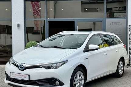 Toyota Auris 114.000 km 13.900 &euro; Alfter / Bonn 53347