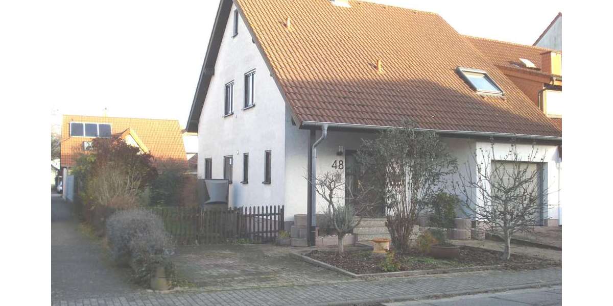 Einfamilienhaus St.Leon-Rot Rot - 7 Zimmer, 240 m&sup2;, 2.300&euro; | Angebot:24709072
