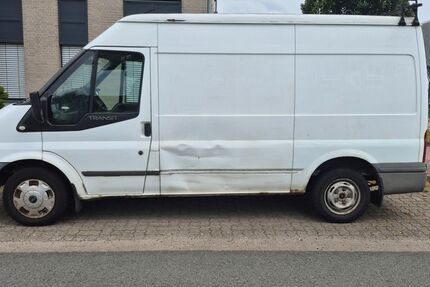 Ford Transit 180.000 km 2.900 € Achim 28832