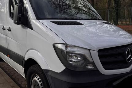 Mercedes-Benz Sprinter 199.000 km 13.500 &euro; Hamburg 22549
