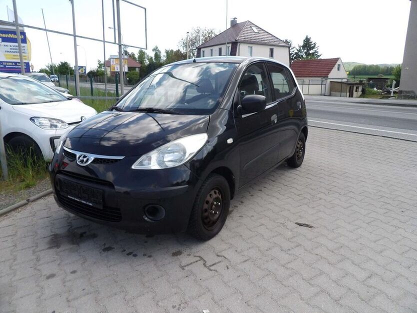 i10