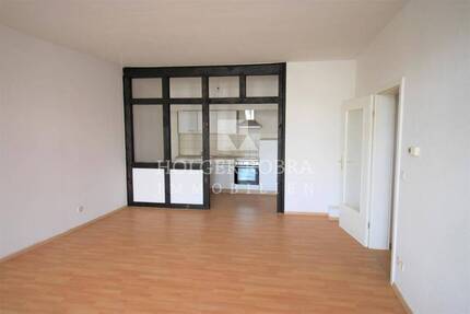 2-Raum-Wohnung mit Einbauküche