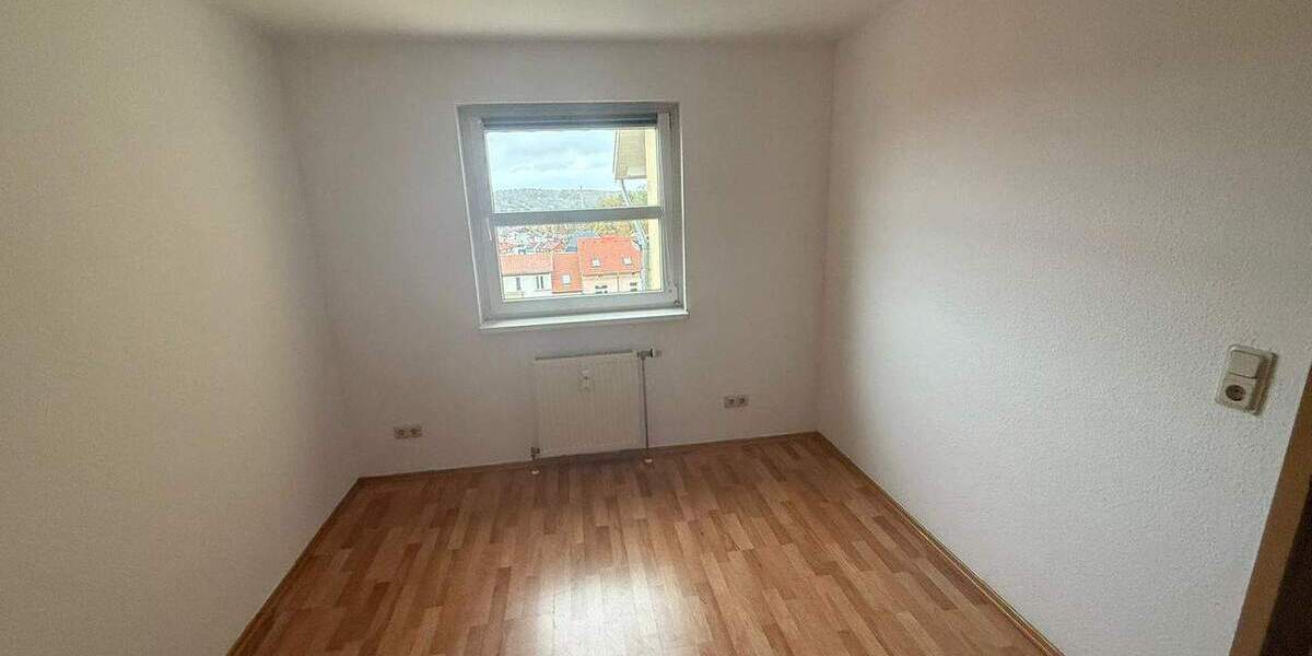 Etagenwohnung Eisenach - 2 Zimmer, 50 m&sup2;, 120.000&euro; | Angebot:25769263