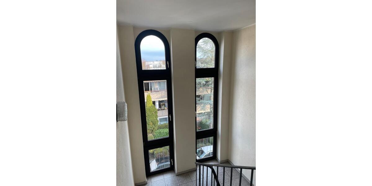 Dachgeschoßwohnung Bergisch Gladbach Frankenforst - 1 Zimmer, 30 m&sup2;, 490&euro; | Angebot:24971992