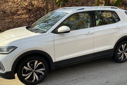 VW T-Cross 14.300 km 25.950 &euro; Velpke 38458