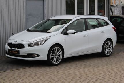 Kia ceed Sportswagon 116.914 km 8.490 € Berlin 13089