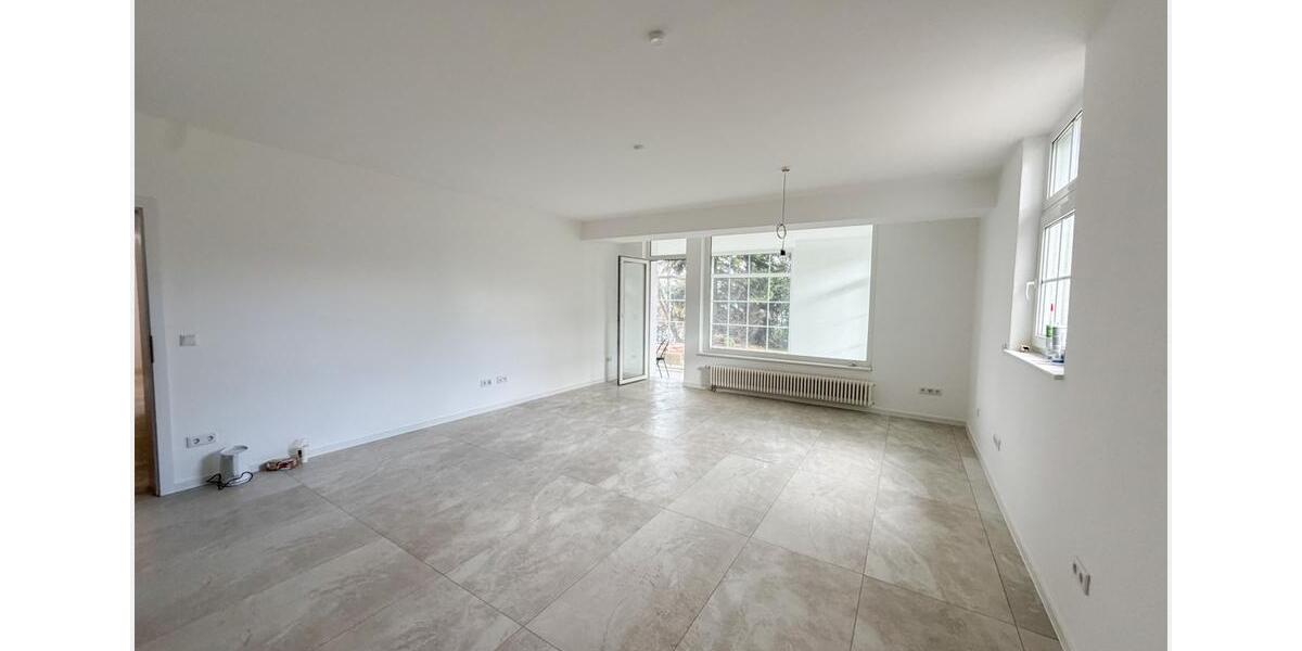 Etagenwohnung Mücke - 3.5 Zimmer, 110 m&sup2;, 1.100&euro; | Angebot:26233627
