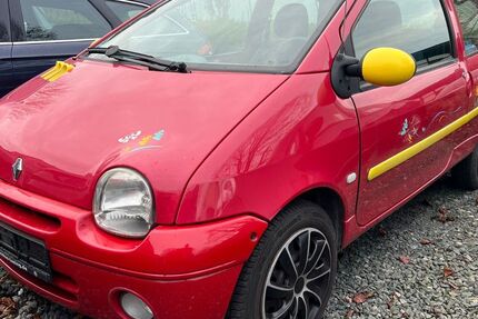 Renault Twingo 145.174 km 990 &euro; Bad Salzuflen 32108