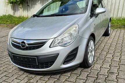 Opel Corsa 160.000 km 2.750 &euro; Köln 51107