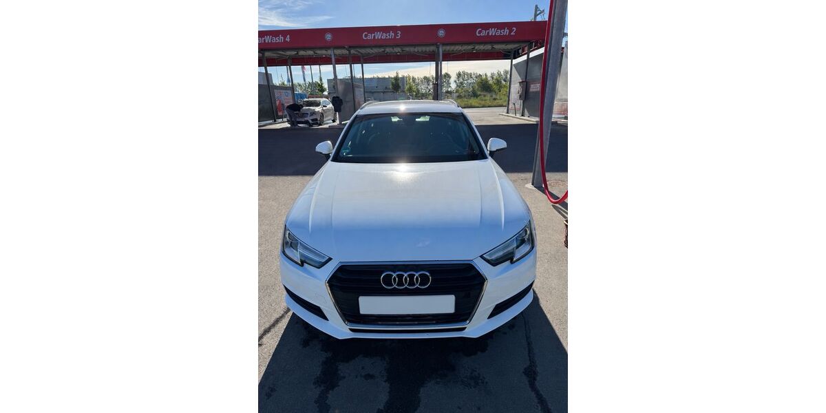 Audi A4 256.000 km 9.900 &euro; Stäbelow 18198