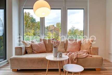 Wohnung Neuhausen auf den Fildern - 3 Zimmer, 75 m&sup2;, 2.000&euro; | Angebot:25627582