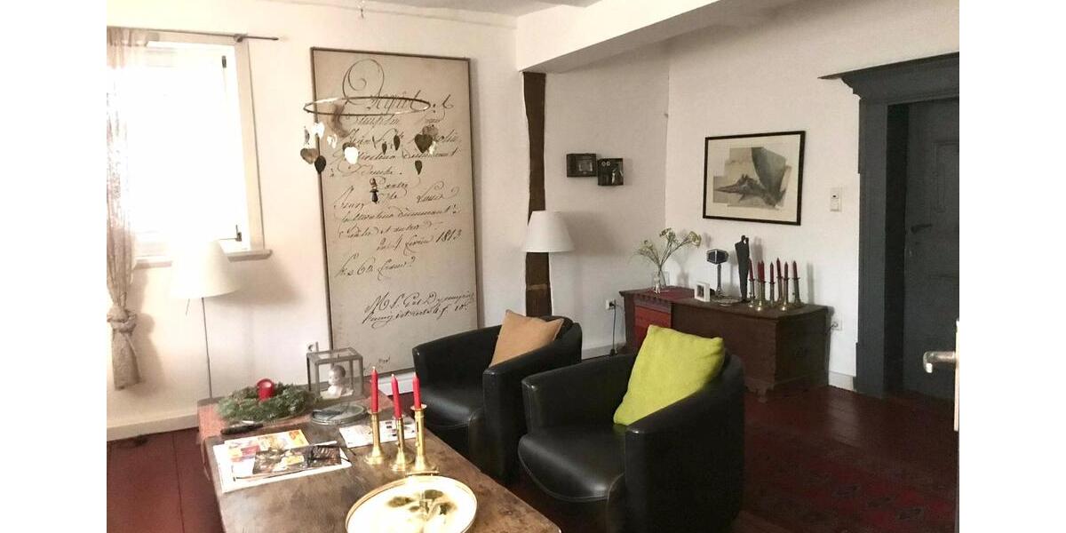 Einfamilienhaus Rotenburg an der Fulda - 9 Zimmer, 235 m&sup2;, 220.000&euro; | Angebot:26879309