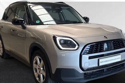 Mini Countryman C (Cooper) 9.114 km 29.707 &euro; Wesel 46485