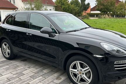 Porsche Cayenne 248.000 km 22.600 € Petershausen 85238