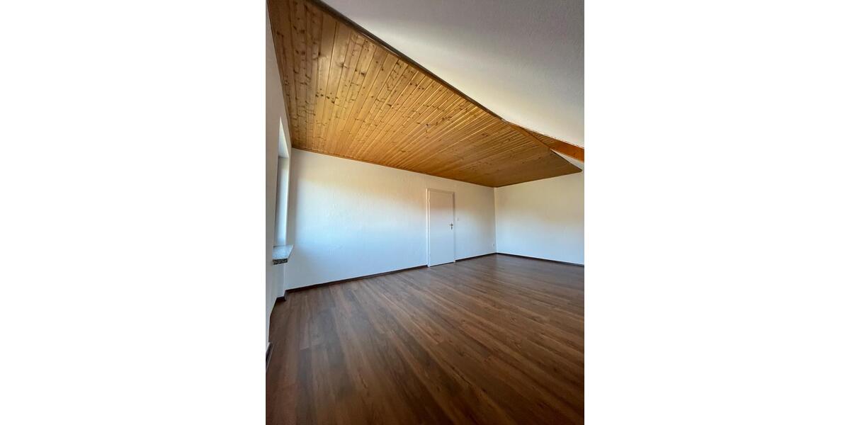 Etagenwohnung Burgwedel - 3 Zimmer, 68 m&sup2;, 714&euro; | Angebot:26327313