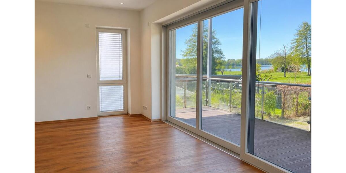 Erdgeschoßwohnung Schwerin Gartenstadt - 3 Zimmer, 115 m&sup2;, 1.728&euro; | Angebot:26381981