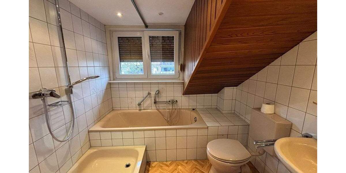 Mehrfamilienhaus, Wohnhaus Krefeld Uerdingen - 1 Zimmer, 280 m&sup2;, 349.000&euro; | Angebot:25400404