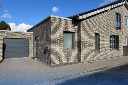 Haus zum Kaufen in Wassenberg 375.000 € 100 m² 5 zimmer