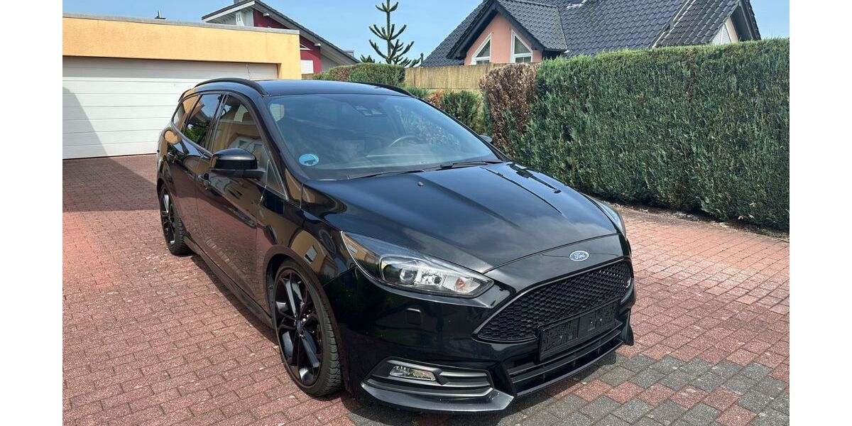 Ford Focus 206.500 km 9.495 &euro; Vallendar 56179