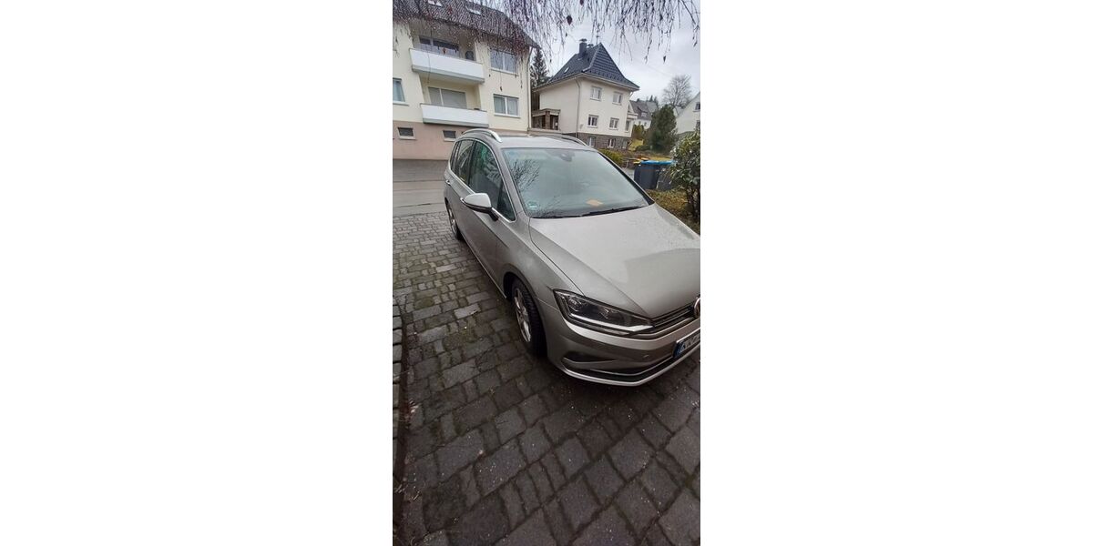 VW Golf Sportsvan 53.000 km 17.500 &euro; Siegen 57078