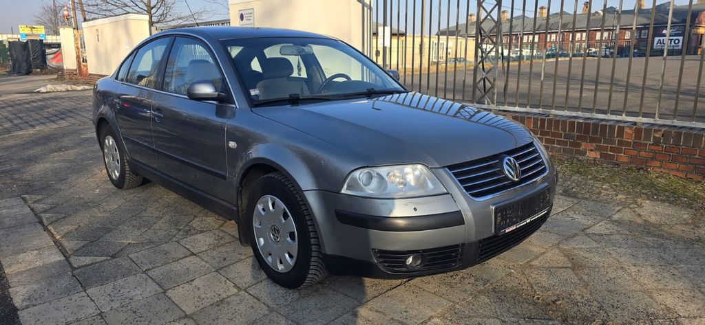VW Passat 240.000 km 1.890 &euro; Leipzig - Ost 04328