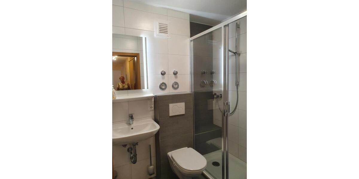 Hochparterre Bamberg Bamberg-Ost - 1 Zimmer, 33 m&sup2;, 160.000&euro; | Angebot:26852437