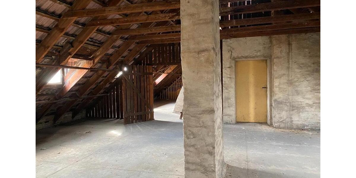 Dachgeschoßwohnung Berlin Spandau - 3 Zimmer, 112 m&sup2;, 138.000&euro; | Angebot:26803633