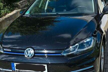 VW Golf 230.456 km 8.985 € Schernfeld 85132