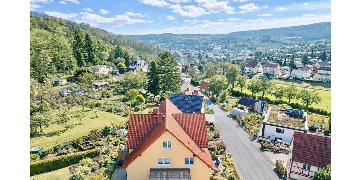 Doppelhaushälfte Freital - 6 Zimmer, 167 m&sup2;, 450.000&euro; | Angebot:25476510