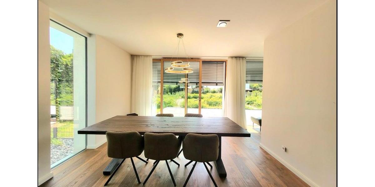 Einfamilienhaus Darmstadt Eberstadt - 6 Zimmer, 240 m&sup2;, 3.650&euro; | Angebot:25235664