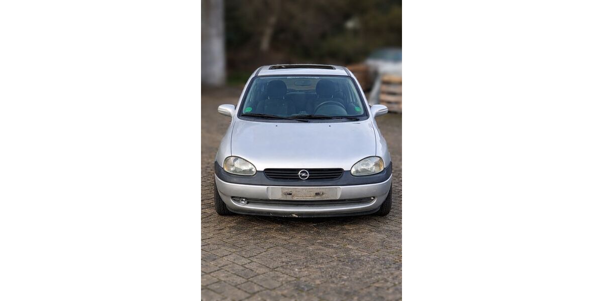 Opel Corsa 146.771 km 600 &euro; Au 79280