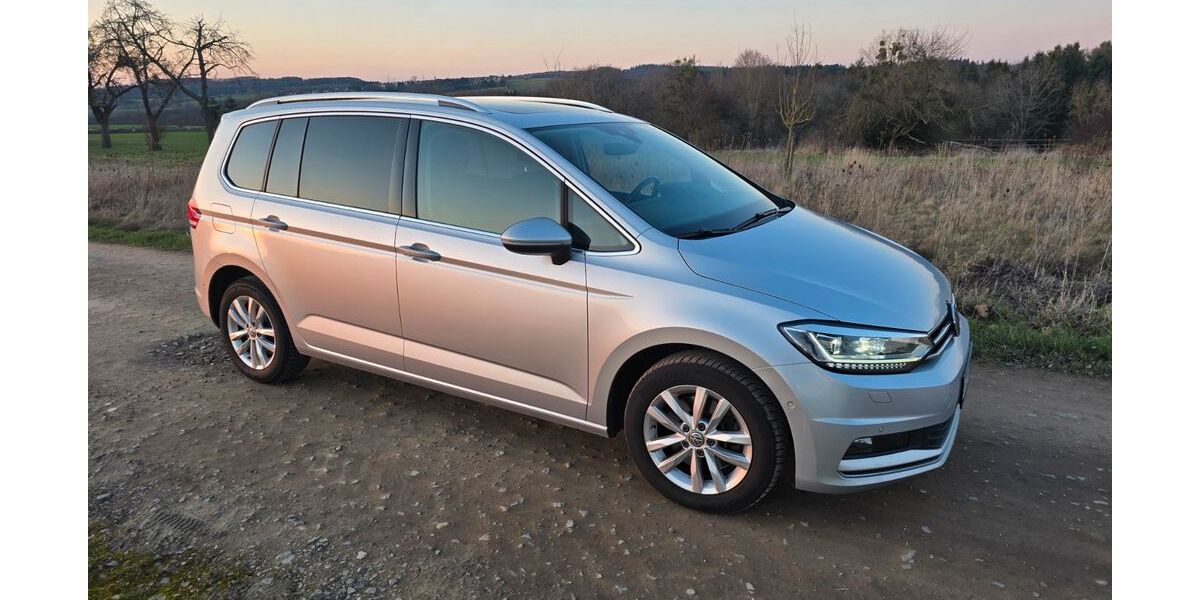 VW Touran 98.500 km 20.500 &euro; Boppard 56154