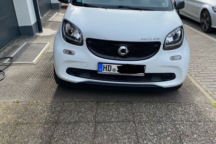 Smart ForFour 74.082 km 7.800 &euro; Wiesenbach 69257