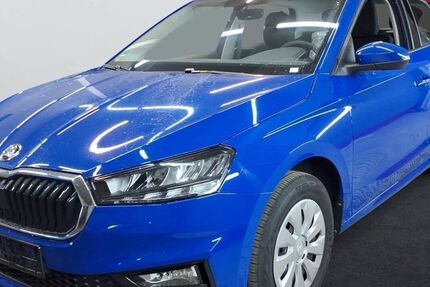 Skoda Fabia 4.600 km 16.140 &euro; Wackersdorf 92442